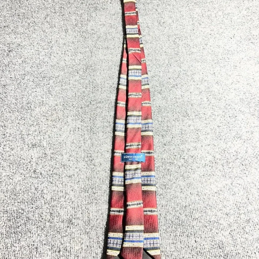 Towncraft Mens Necktie Red‎ Blue Striped Pattern Polyester Formal Business Tie